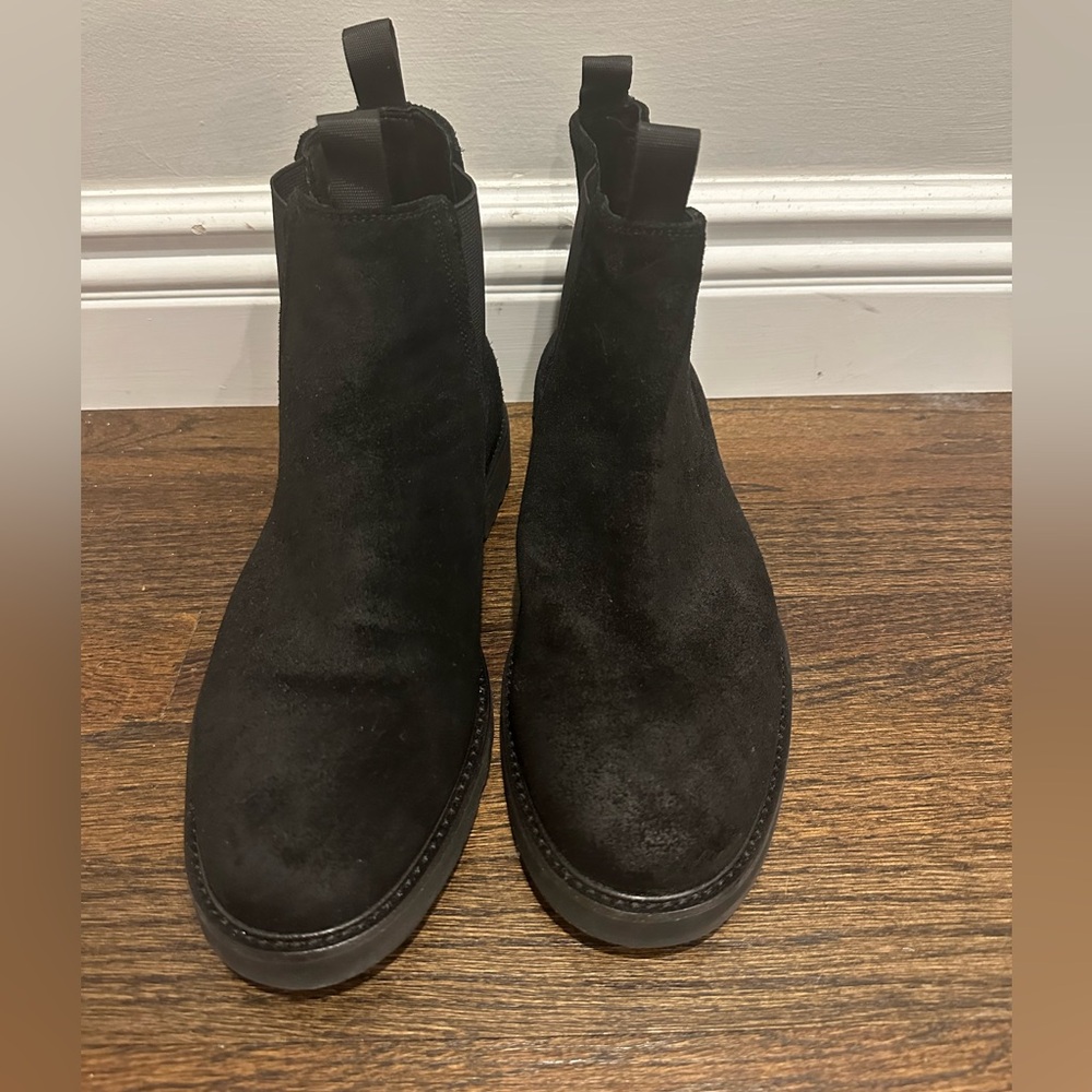 Men’s Black Suede Boots